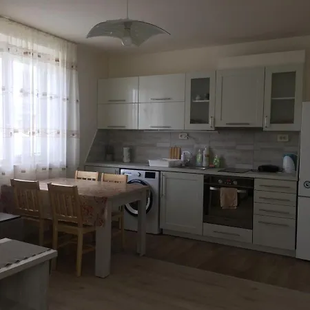 City Garden Apartment